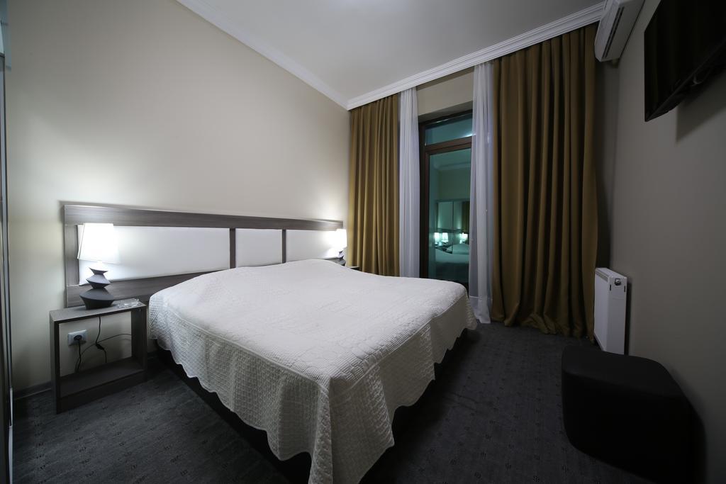 Discovery Hotel Kutaisi Room photo