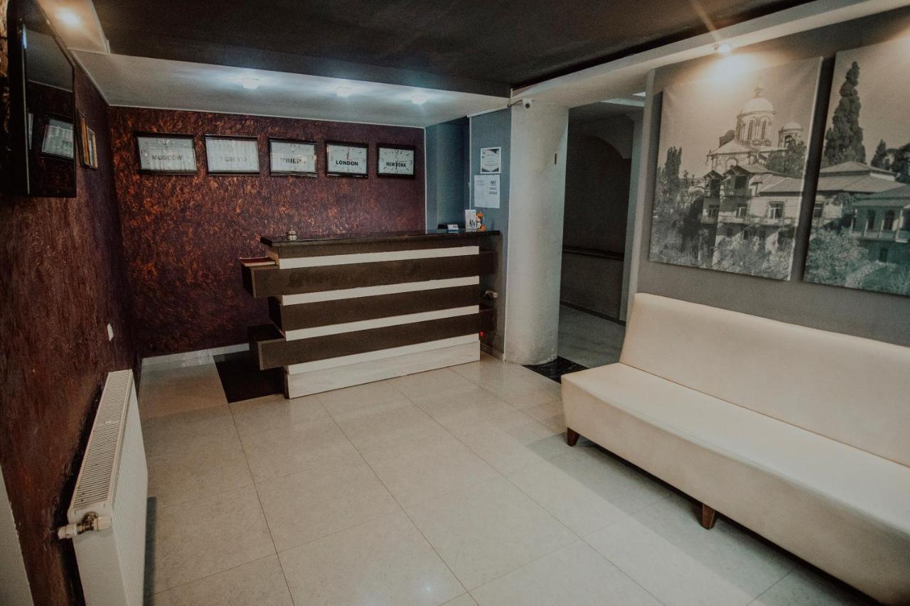 Discovery Hotel Kutaisi Exterior photo