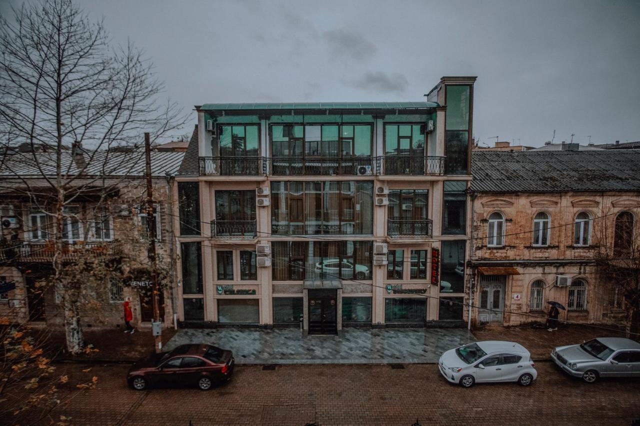 Discovery Hotel Kutaisi Exterior photo