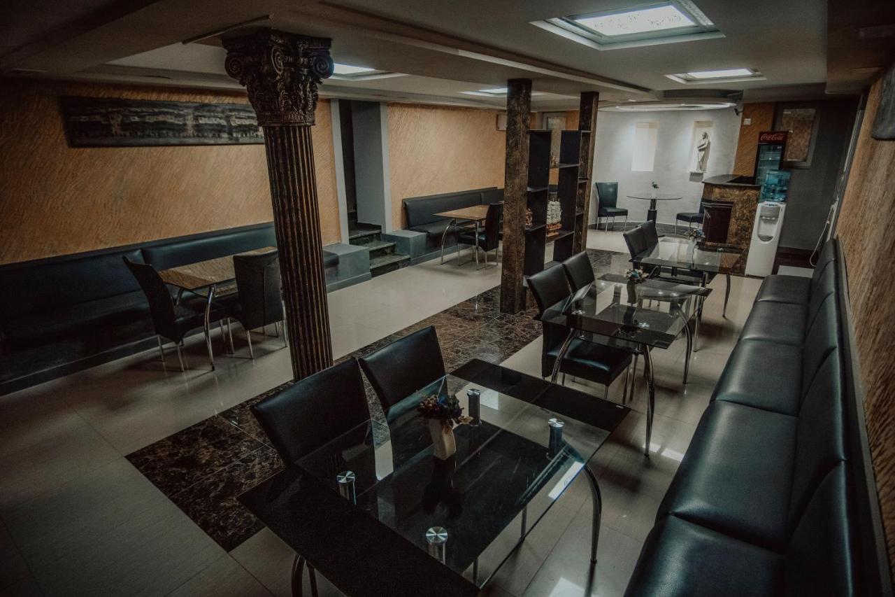 Discovery Hotel Kutaisi Exterior photo